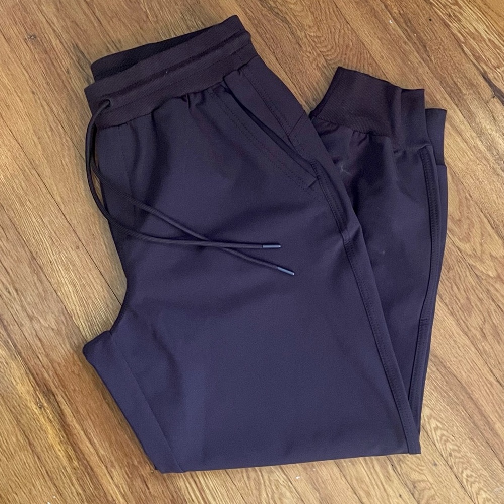 Strechtech Plum Pants Size Medium